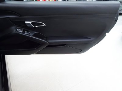 2014 Porsche CAYMAN thumbnail 64