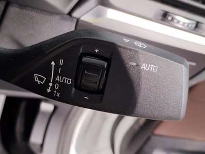 2021 BMW X4 thumbnail 32
