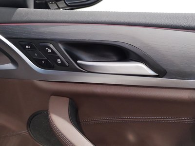 2021 BMW X4 thumbnail 51