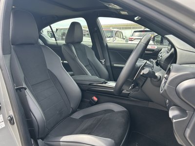 2025 Lexus IS 缩略图 13