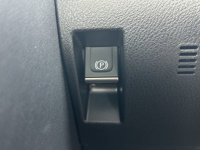 2025 Lexus IS 缩略图 39