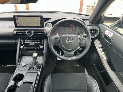 2025 Lexus IS 缩略图 25