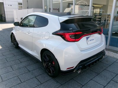 صورة 8 لـ 2025 Toyota GR YARIS