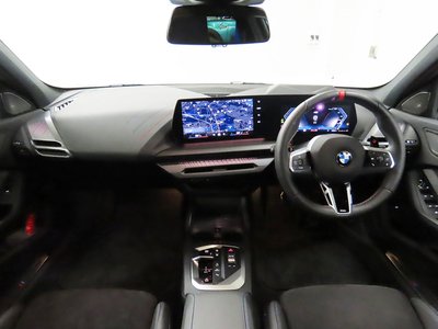 2025 BMW 1 SERIES photo 6