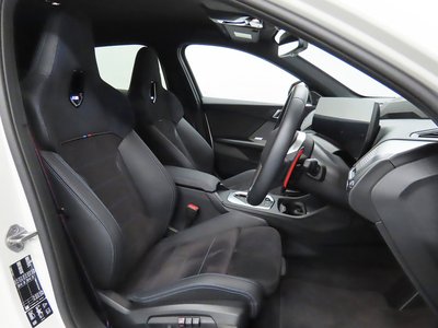 2025 BMW 1 SERIES photo 4