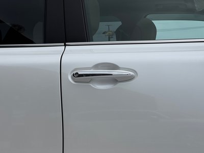 2025 Toyota LAND CRUISER 300 thumbnail 35