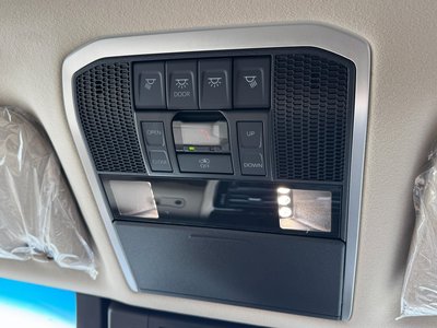 2025 Toyota LAND CRUISER 300 thumbnail 59