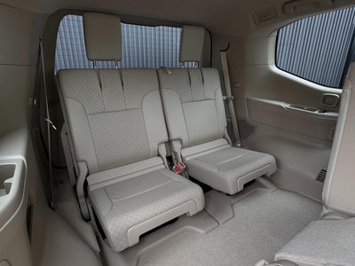 2025 Toyota LAND CRUISER 300 thumbnail 54