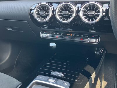 2024 Mercedes-BENZ CLA thumbnail 39