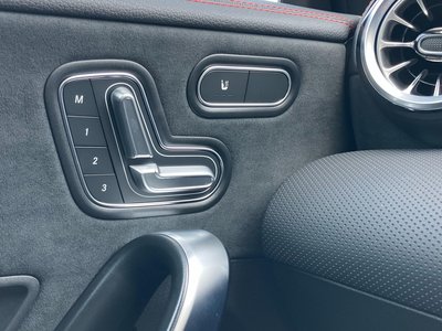 2024 Mercedes-BENZ CLA thumbnail 33