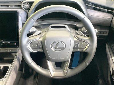 صورة 11 لـ 2024 Lexus LBX