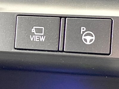 صورة 5 لـ 2024 Lexus LBX