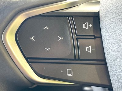 صورة 32 لـ 2024 Lexus LBX