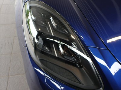 2020 Porsche PANAMERA photo 9