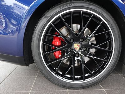 2020 Porsche PANAMERA thumbnail 21