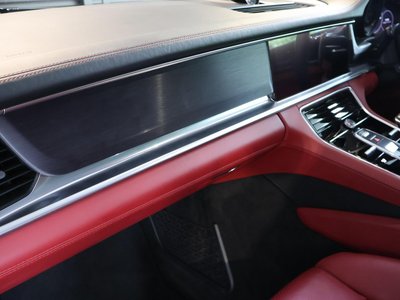 2020 Porsche PANAMERA thumbnail 33