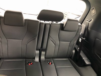 صورة 35 لـ 2026 Toyota ALPHARD
