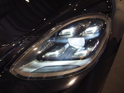 2022 Porsche PANAMERA 照片 17