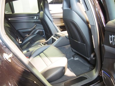 2022 Porsche PANAMERA 照片 37