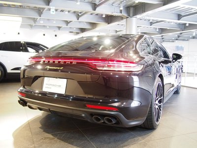 2022 Porsche PANAMERA 照片 6