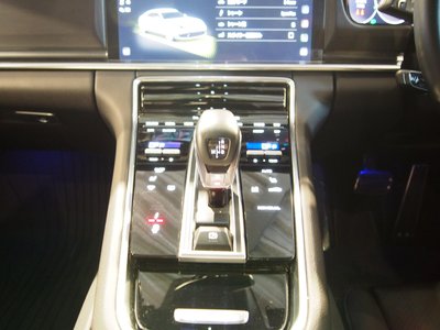 2022 Porsche PANAMERA 照片 41