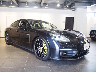 2022 Porsche PANAMERA 照片 8