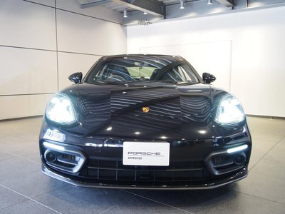 2022 Porsche PANAMERA 照片 2