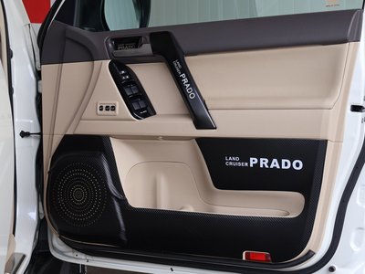 2019 Toyota LAND CRUISER PRADO — фото 34