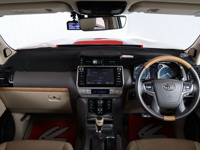 2019 Toyota LAND CRUISER PRADO — фото 2