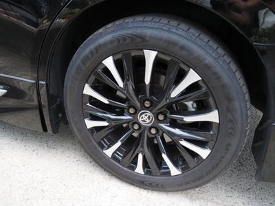 صورة 16 لـ 2025 Toyota ALPHARD