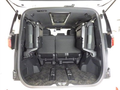 صورة 28 لـ 2025 Toyota ALPHARD