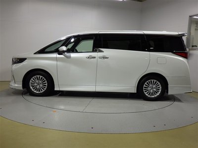 صورة 5 لـ 2025 Toyota ALPHARD