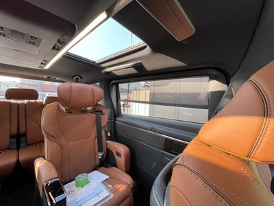 صورة 32 لـ 2026 Toyota VELLFIRE