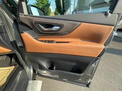 صورة 15 لـ 2026 Toyota VELLFIRE