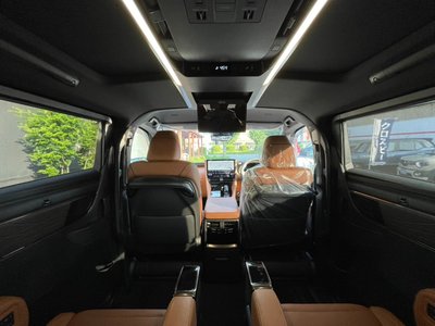 صورة 47 لـ 2026 Toyota VELLFIRE