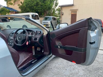صورة 21 لـ 2008 Aston Martin V8 VANTAGE ROADSTER