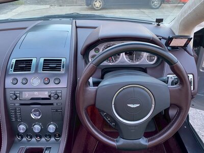 صورة 23 لـ 2008 Aston Martin V8 VANTAGE ROADSTER