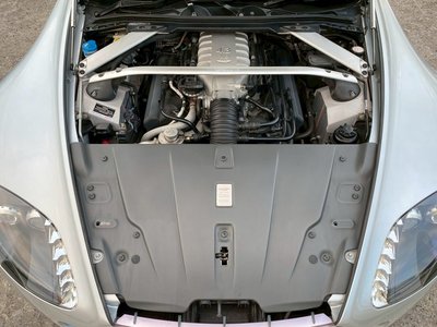 صورة 9 لـ 2008 Aston Martin V8 VANTAGE ROADSTER