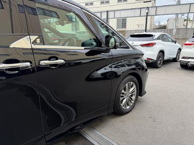 صورة 15 لـ 2024 Toyota ALPHARD