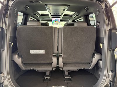 صورة 52 لـ 2024 Toyota ALPHARD