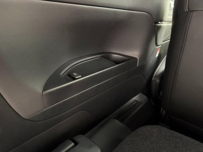 صورة 57 لـ 2024 Toyota ALPHARD