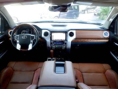 2019 Toyota TUNDRA 照片 12