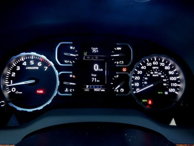 2019 Toyota TUNDRA 照片 19