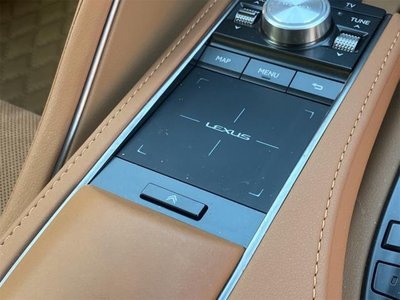 صورة مصغرة 41 لـ 2020 Lexus LC