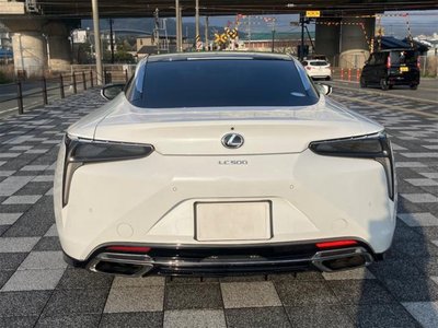 صورة مصغرة 17 لـ 2020 Lexus LC