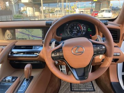 صورة مصغرة 3 لـ 2020 Lexus LC