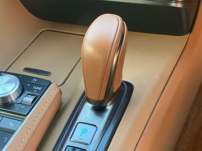 صورة مصغرة 9 لـ 2020 Lexus LC