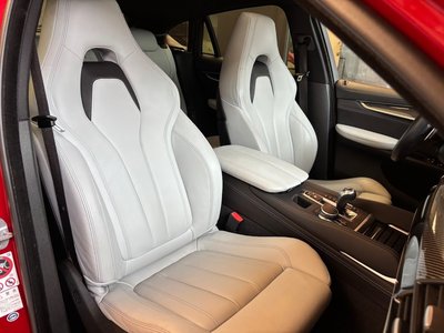 صورة 24 لـ 2019 BMW X6 M