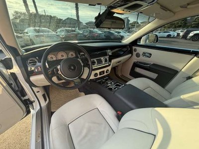 2014 ROLLS-ROYCE GHOST — миниатюра 12
