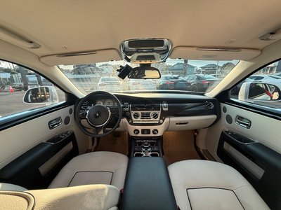 2014 ROLLS-ROYCE GHOST — миниатюра 4
